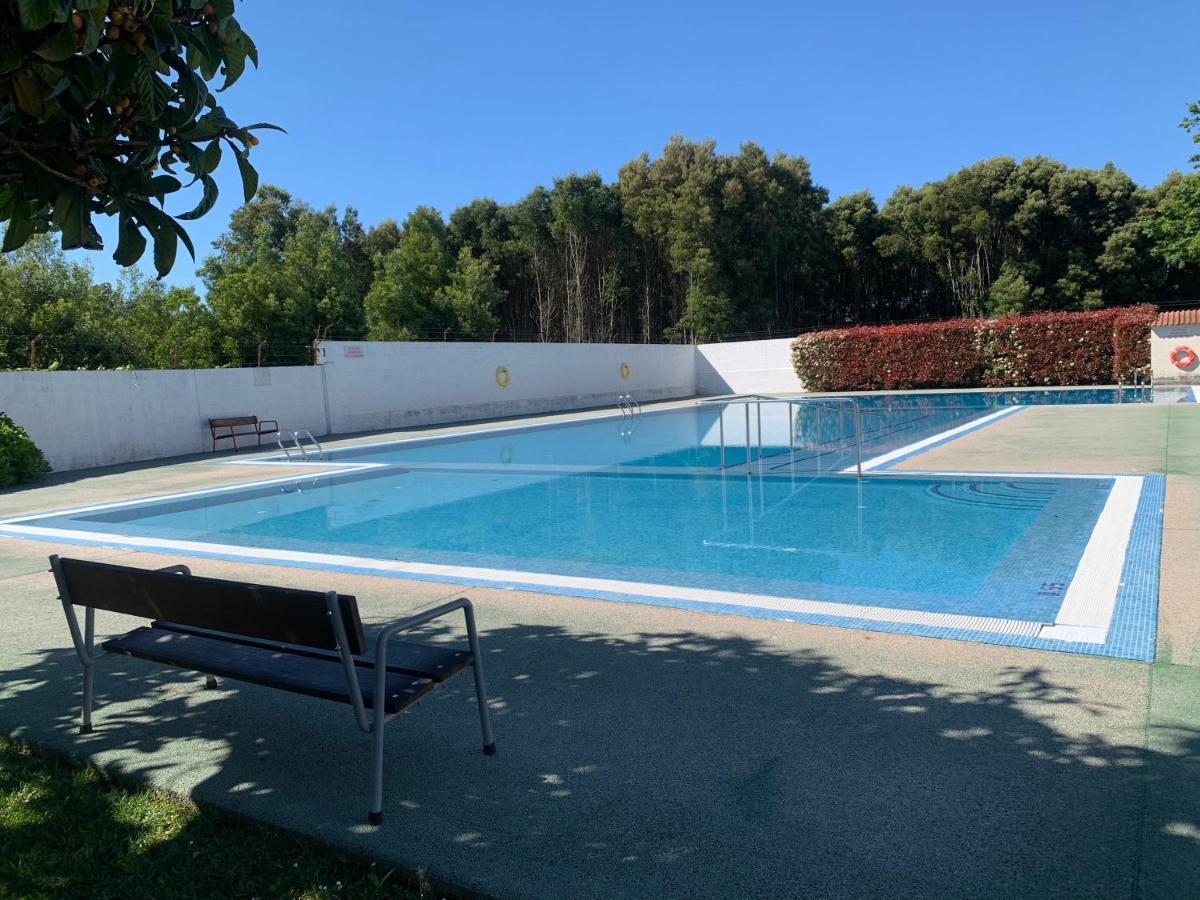 Urbanizacion Con Piscina Arnelas サンシェンショ エクステリア 写真