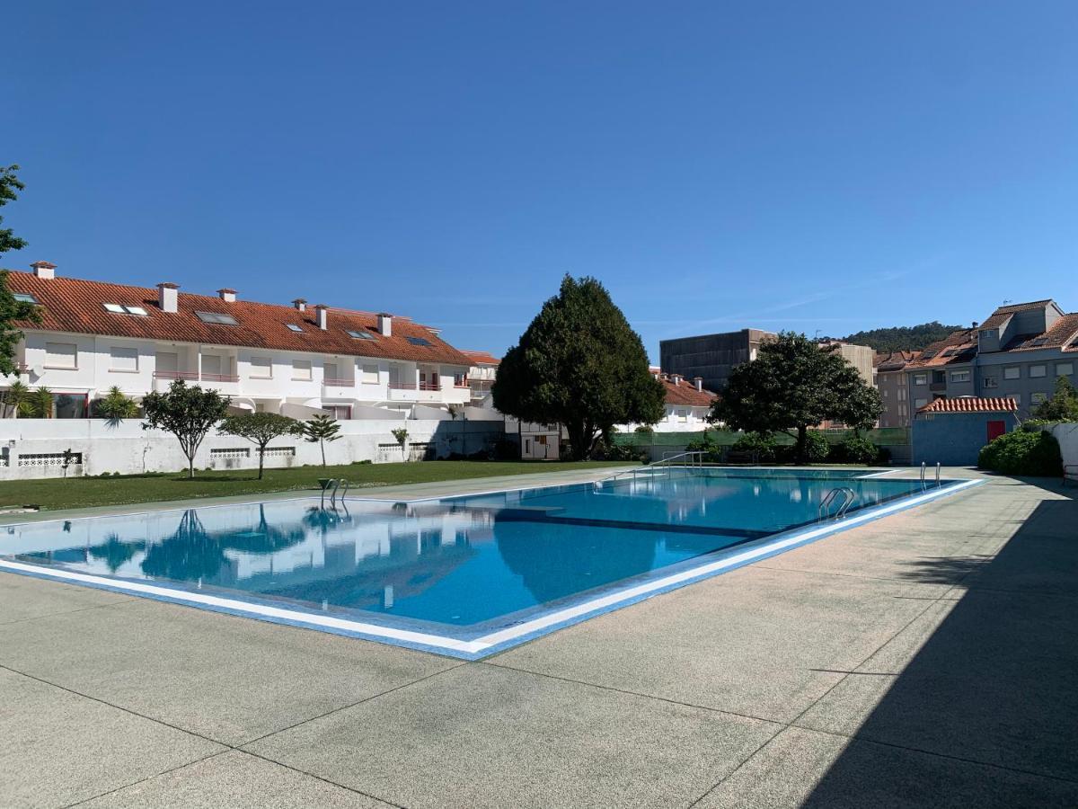 Urbanizacion Con Piscina Arnelas サンシェンショ エクステリア 写真