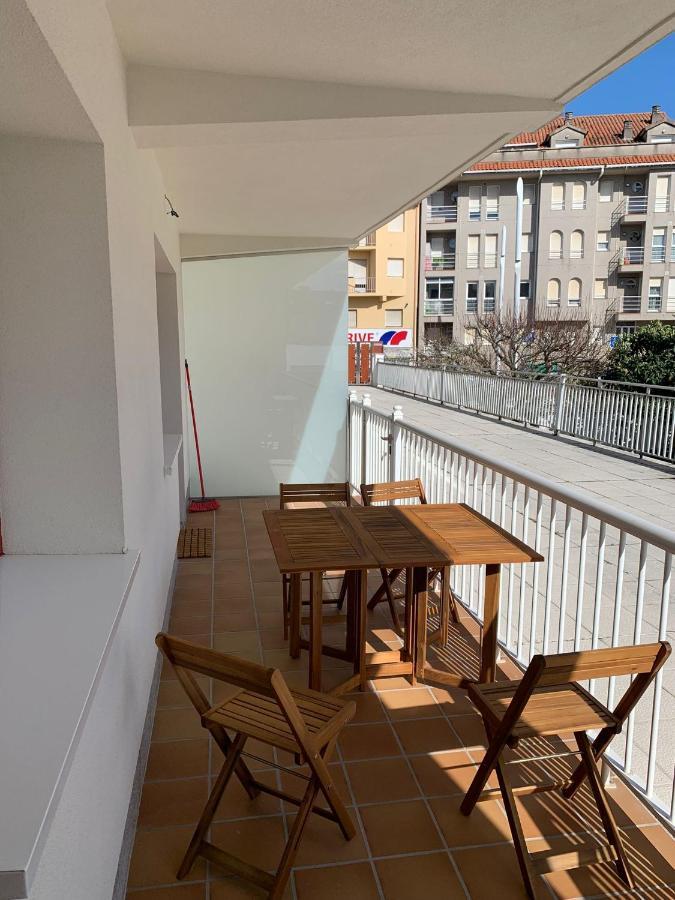 Urbanizacion Con Piscina Arnelas サンシェンショ エクステリア 写真